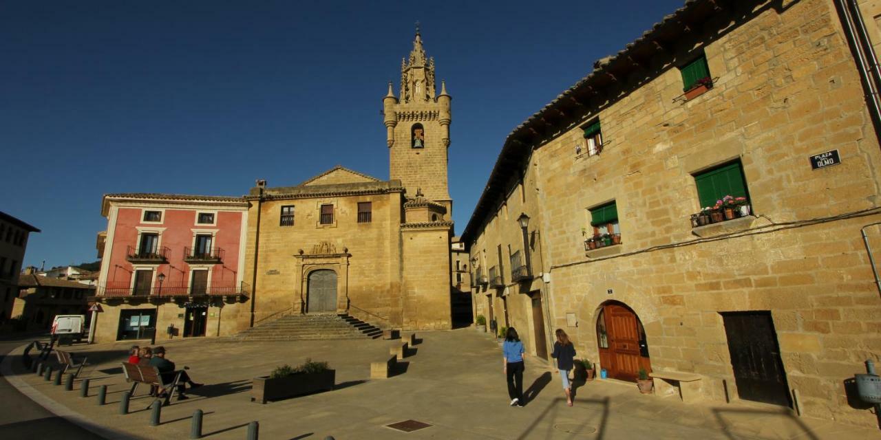 Posada De Uncastillo Exterior foto